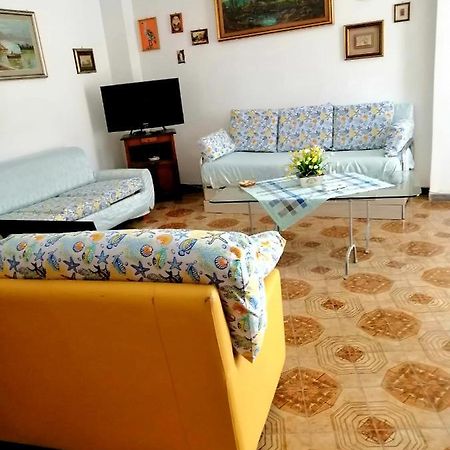 Апартаменти La Casa Di Pina Кастелламмаре-дель-Гольфо Екстер'єр фото