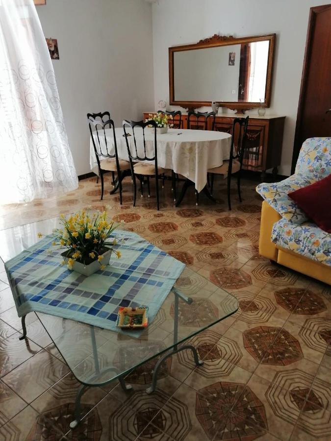 Апартаменти La Casa Di Pina Кастелламмаре-дель-Гольфо Екстер'єр фото